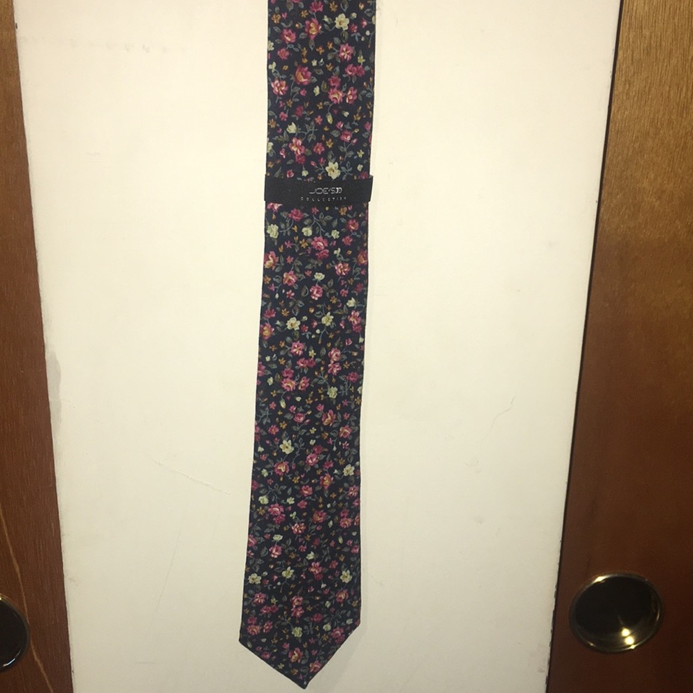 💐 NWT Joe’s Collection Floral Tie - Picture 4 of 8